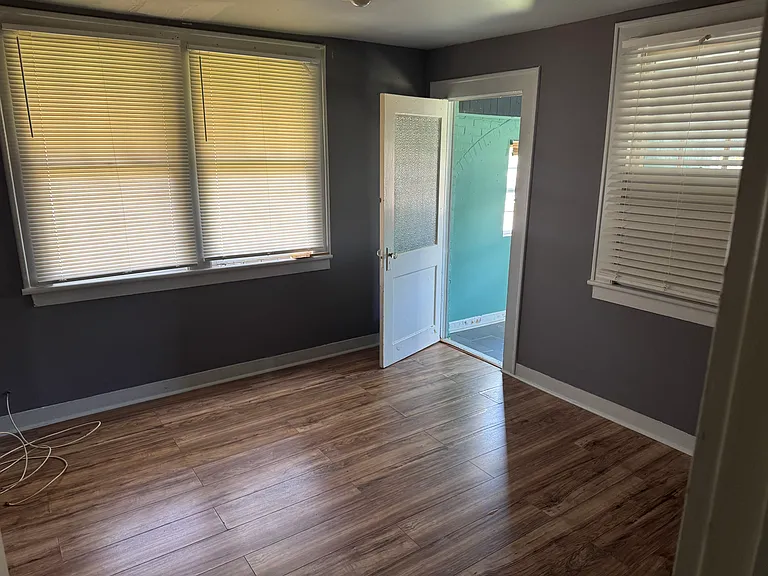 503 Staley Ave — Photo 7