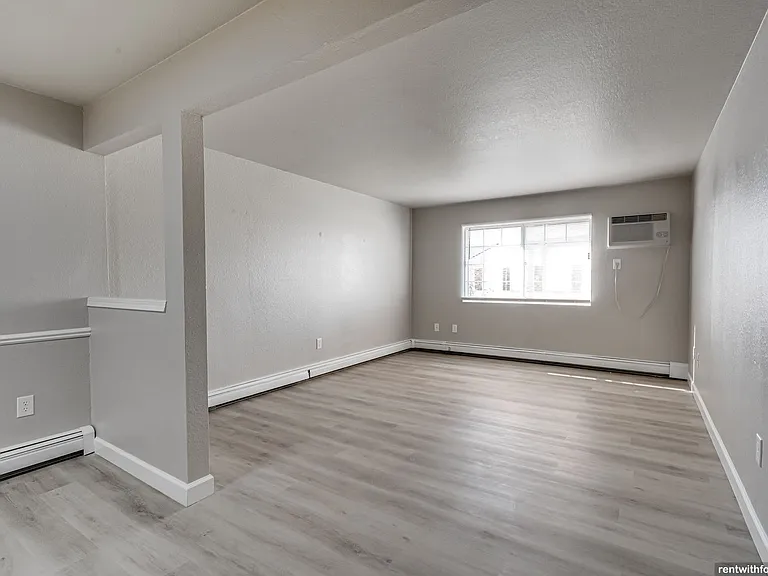 821 Security Dr — Photo 30