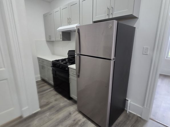 5 N Eckar St APT 2