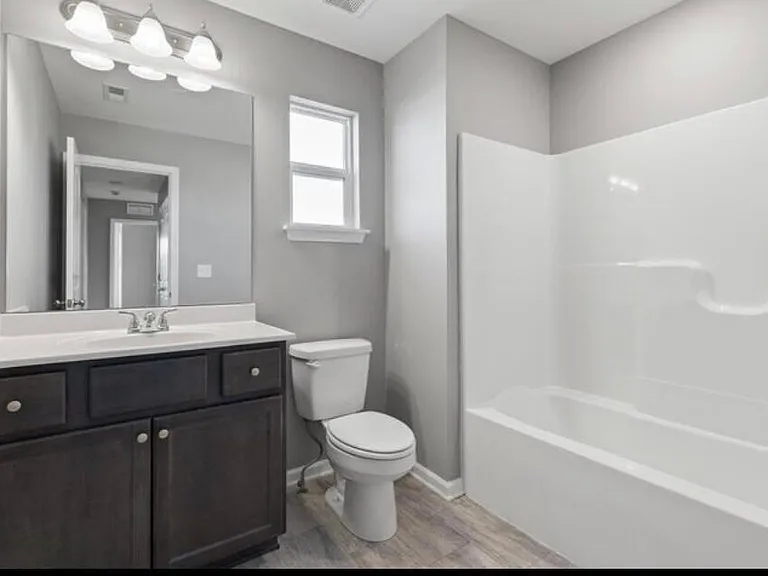 8028 Driftwood Loop — Photo 8