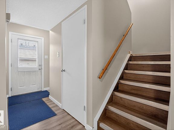 4th image of 11368 139th Ave NW