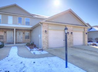 1314 Bluegrass Ln, Champaign, IL