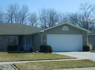 8577 Kleinman Rd, Highland, IN 46322