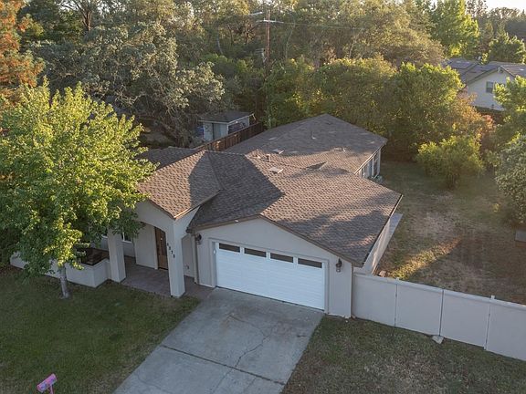 2nd image of 8272 Hillgrove St