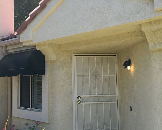 3rd image of 854 Bergamo Ave