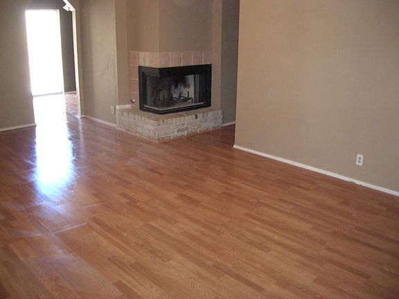 3rd image of 9015 Quail Valley Dr #A