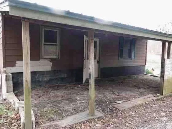 2 Julian St, Pickens, WV 26230