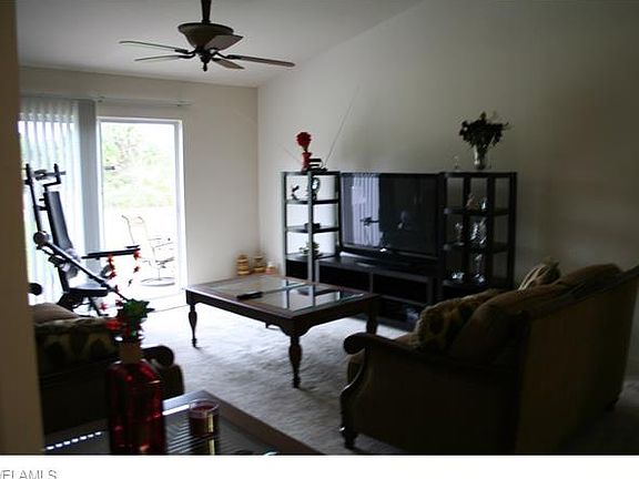 3rd image of 935 Eisenhower Blvd #937