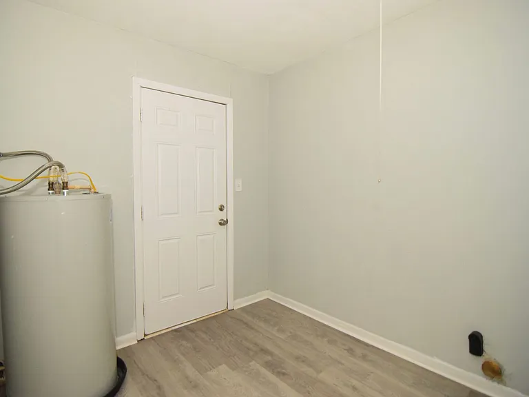 3613 Alene Cir — Photo 23