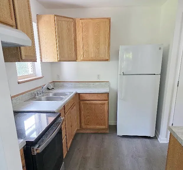 1423 Augusta St — Photo 5