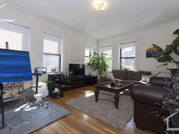 80 Quint Ave #4A, Allston, MA 02134