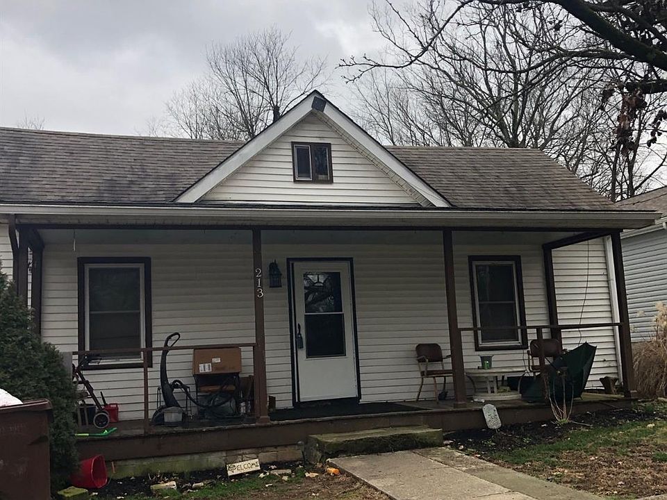 2nd image of 213 E Stephens St