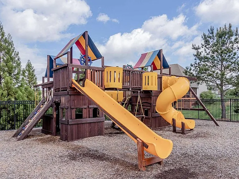 356 Euphoria Cir — Photo 14