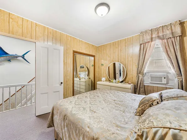 415a 57th Street image 19 of 37