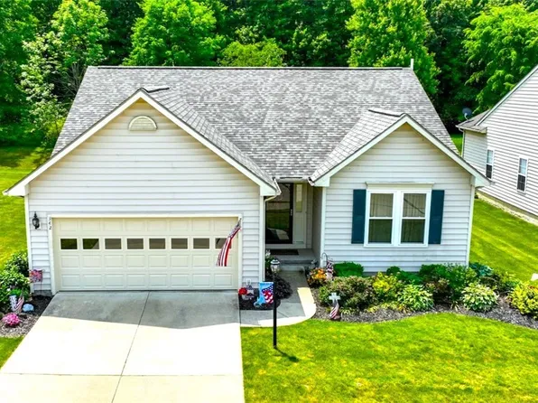 342 Deep Creek Cir, Northfield, OH 44067