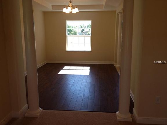 3rd image of 115 Blanco Dr
