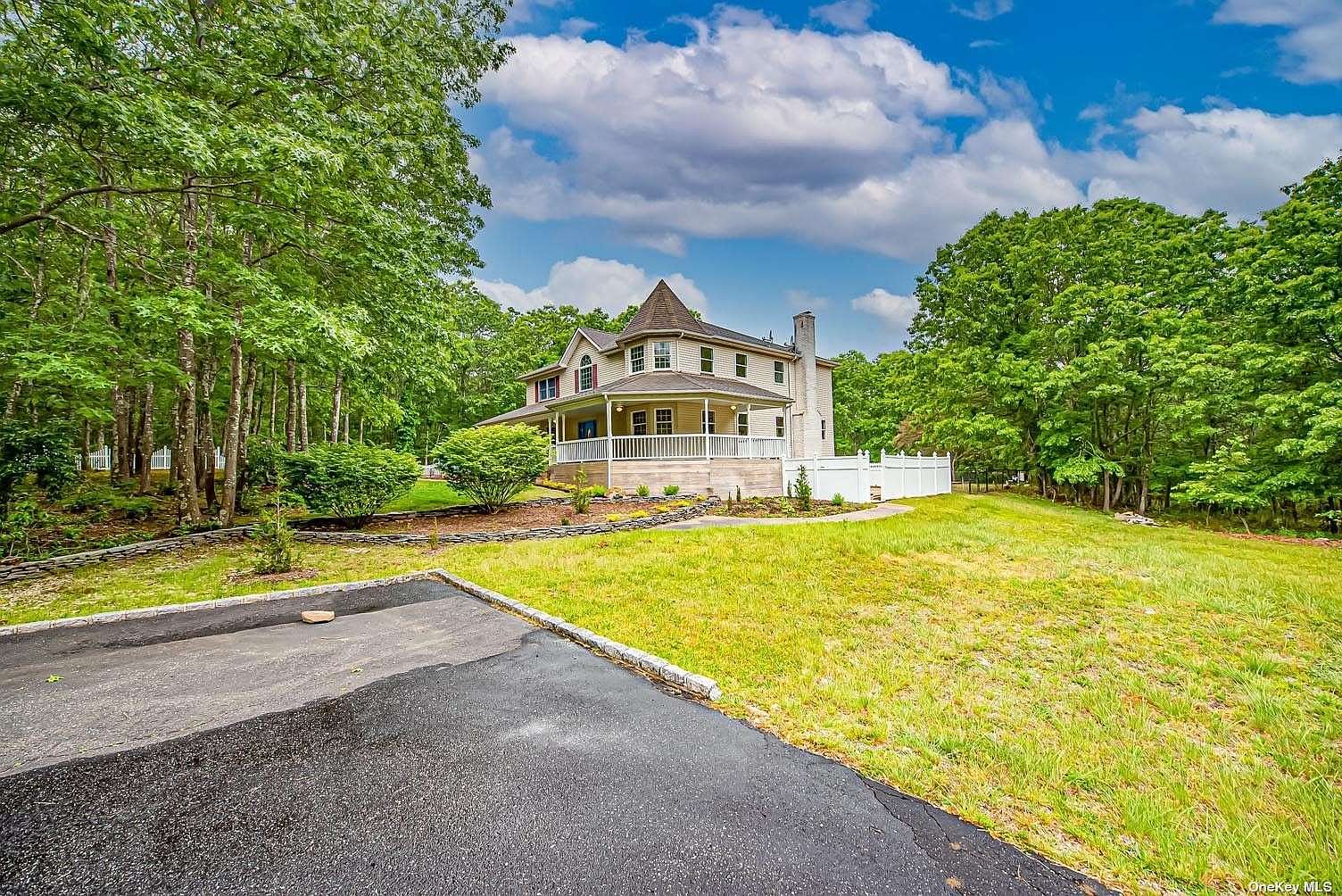 15 Douglas Lane, Manorville, NY 11949 Zillow