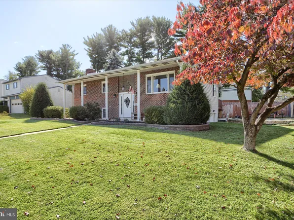 140 Lancaster Blvd, Mechanicsburg, PA 17055