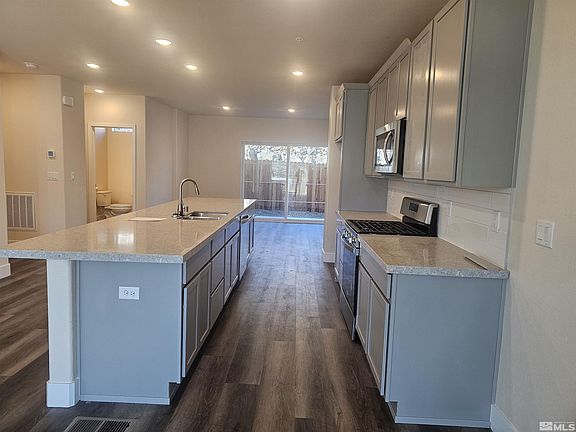 3rd image of 2442 Tecumseh Way