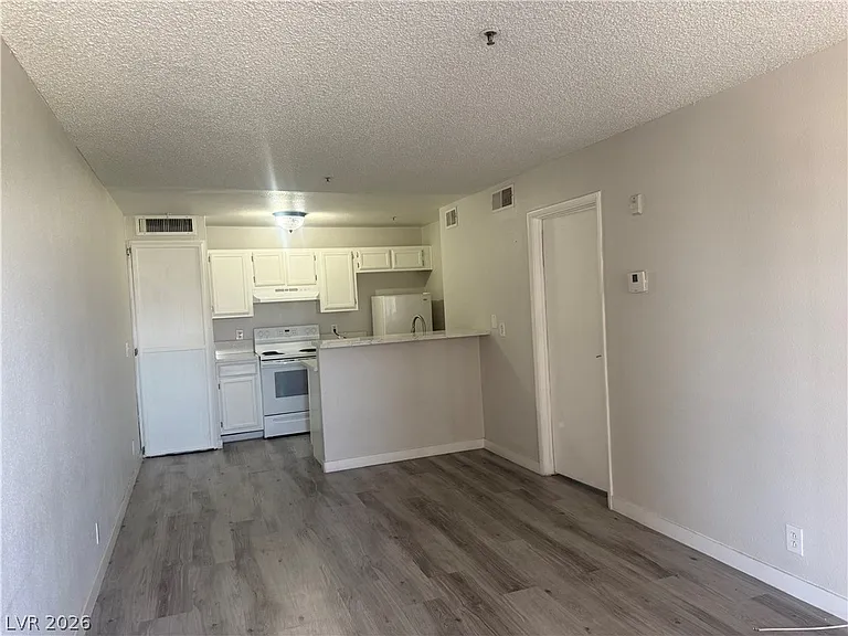 1381 E University Ave #312 — Photo 11
