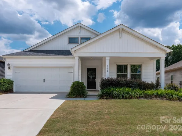 9330 Festival Way, Charlotte, NC 28215