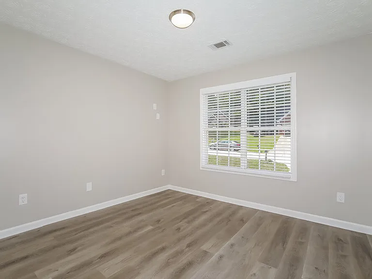 80 Pebble Brooke Ct — Photo 13