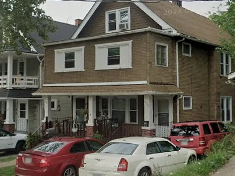 3334 W 82nd St — Photo 15