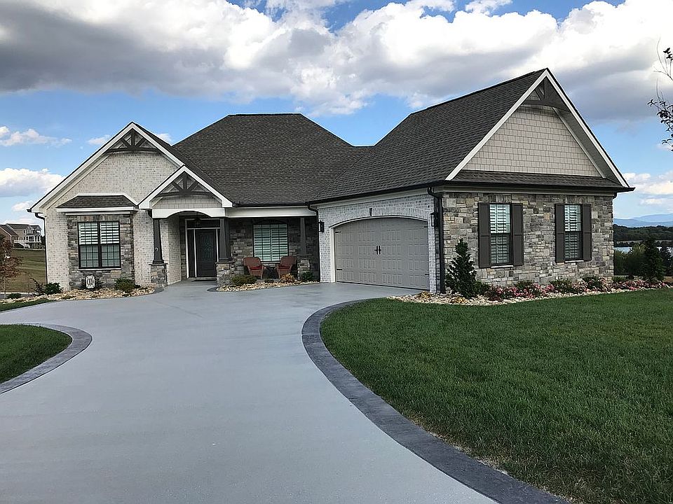 1st image of 117 White Hawk Dr