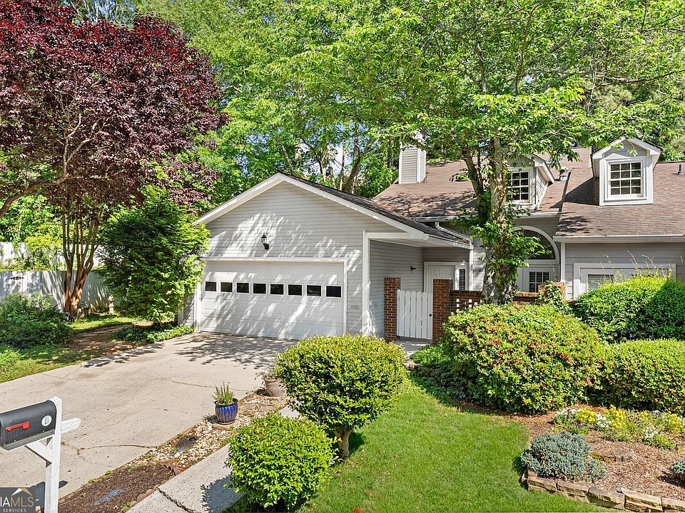 1st image of 2943 Crosswycke Forest Cir