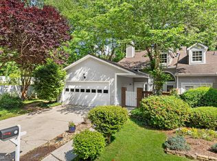 2943 Crosswycke Forest Cir, Atlanta, GA 30319