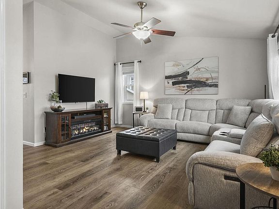 5th image of 3266 Box Hill Road