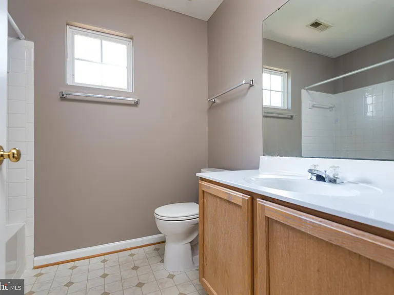 15121 Toccoa Ct — Photo 28