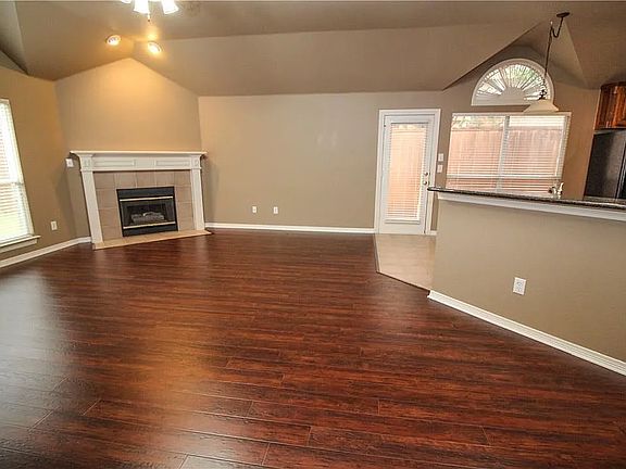 4th image of 11902 Cobblestone Dr