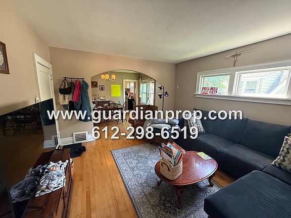 2nd image of 884-886 S Cherokee Ave #884