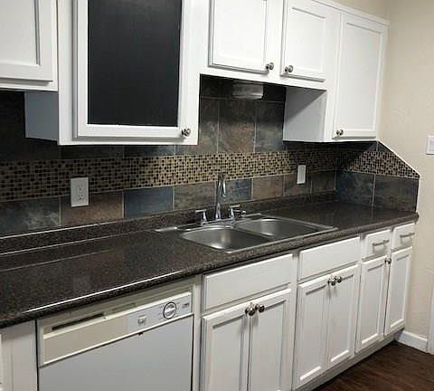 4th image of 1217 Baywood Ln