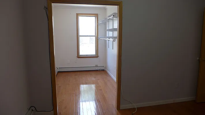 Rented by Garfield Realty  | media 41