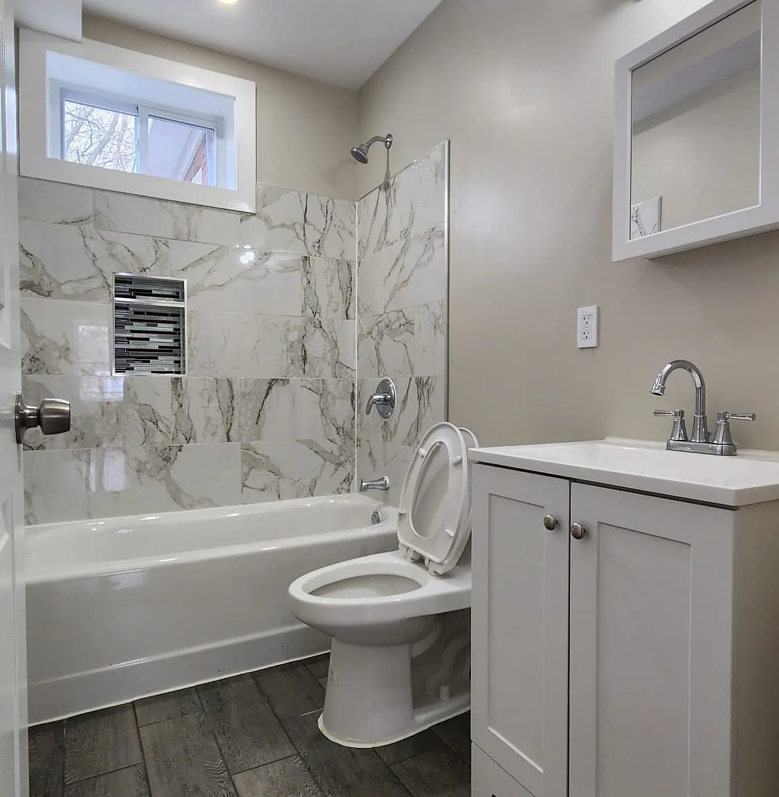 4 bed, 1500 sqft, $2,000 — Photo 2
