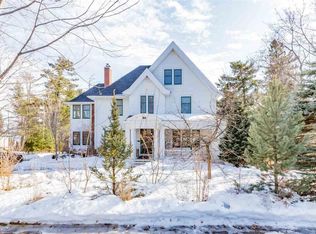 20 E College St, Duluth, MN 55812