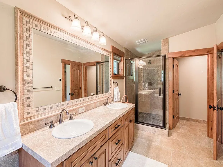 11570 Stillwater Ct — Photo 20