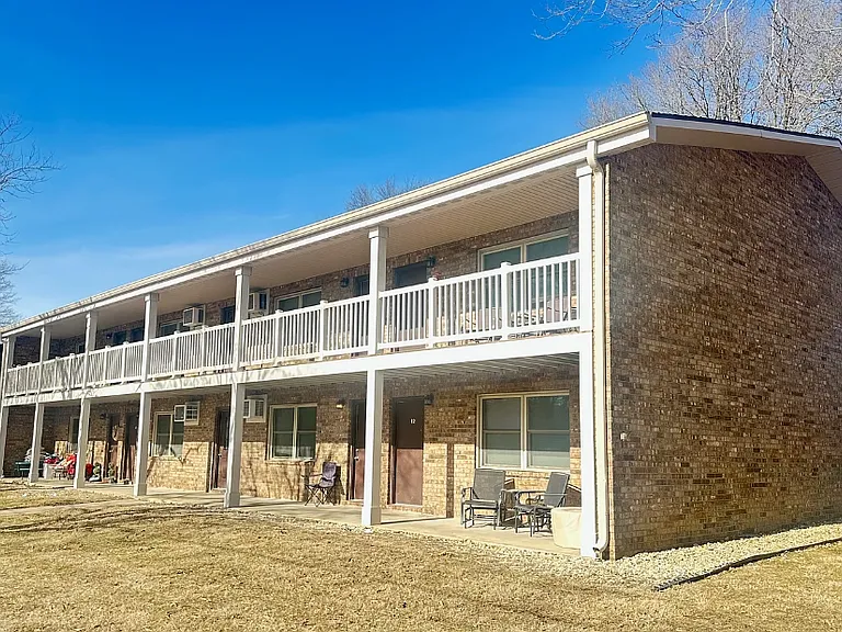 206 E Center St #16 — Photo 1