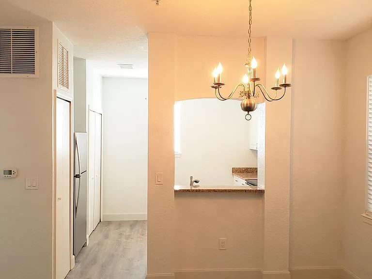 102 Vista Verdi Cir #116 — Photo 7