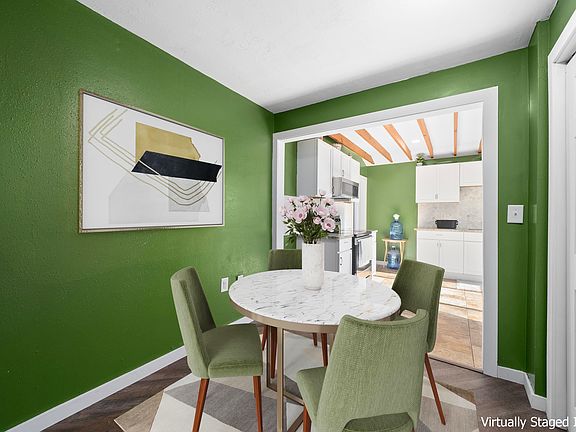 4th image of 3021 S Hawthorne Ave