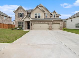 137 Cabin Way, Hampton, GA 30228