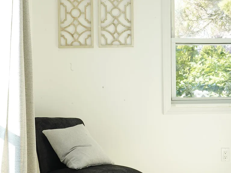 400 McCabe Ave #1 — Photo 11