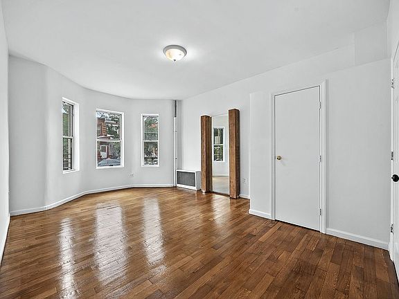 5th image of 499 Hegeman Ave