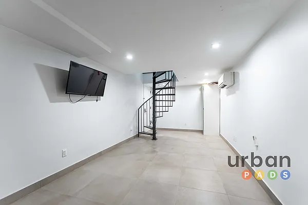 Rented by Urban Pads | media 5