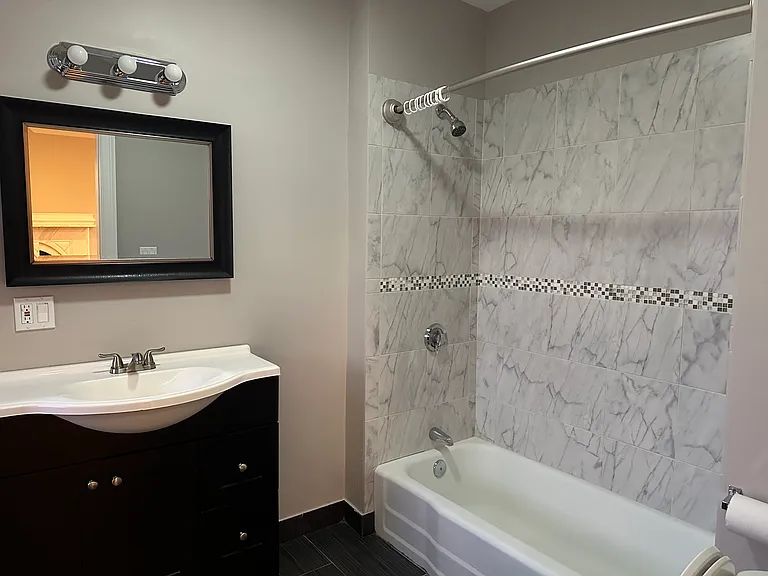 200 Hope St #3 — Photo 19