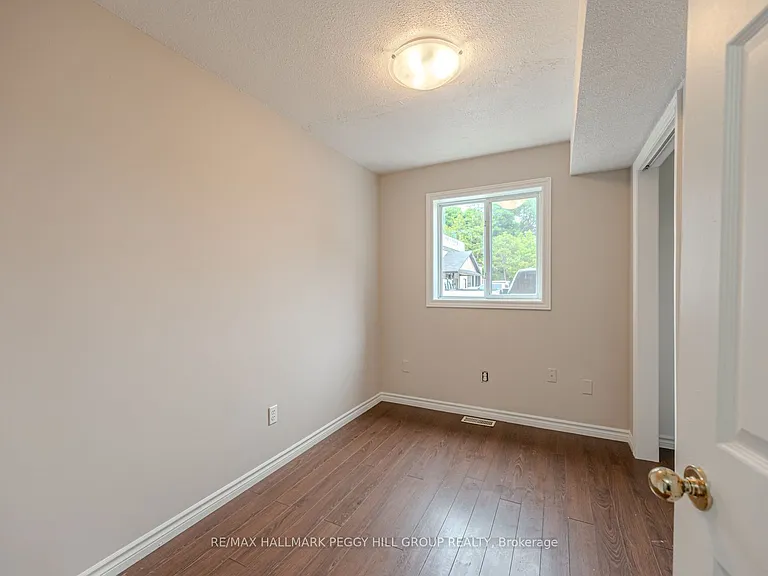 88 Wyandotte St #MAIN — Photo 6
