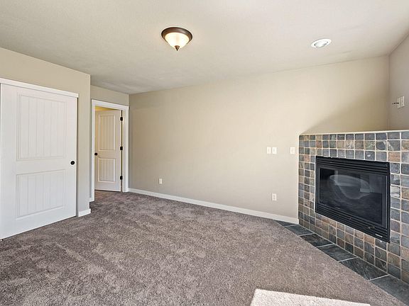 4th image of 423 NW 25th St #423