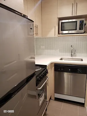 Rented by Citi Habitats | media 25